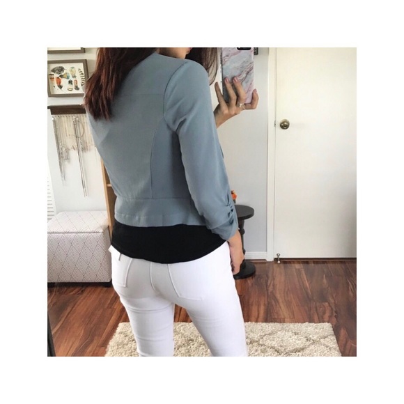 KENDALL Lightweight Blazer | Sky Blue - Picture 3 of 4